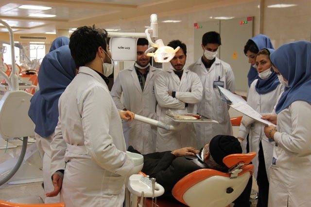 ممنوعیت مهمانشدن دانشجویان 3 دانشجوی دندانپزشکی